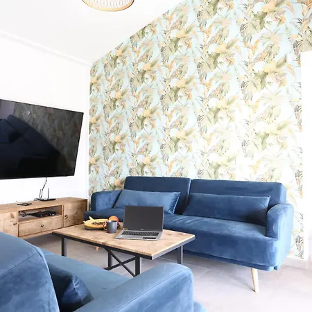 Golden Dunes Shakespeare Villa